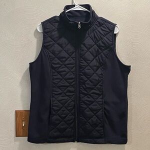 Made for Life Navy Zip Up Quilted Front Vest w/ Fleece Sides & Back. Size Large.